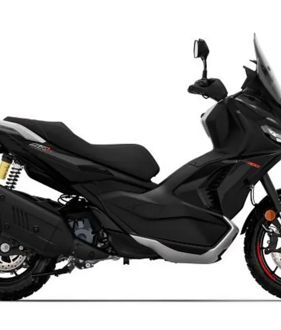 2027 Aprilia SR GT 400، مشکی خشن