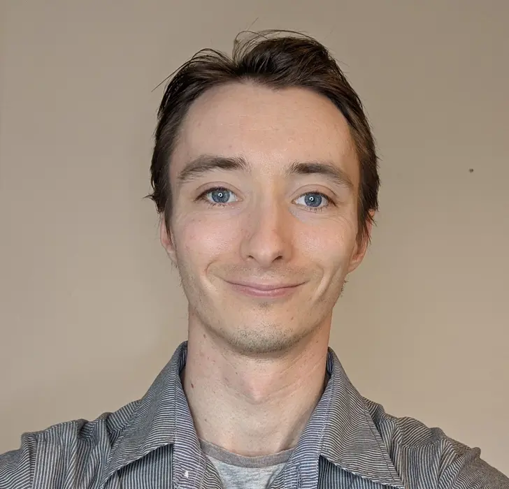 چهرهٔ پاتریک پستر