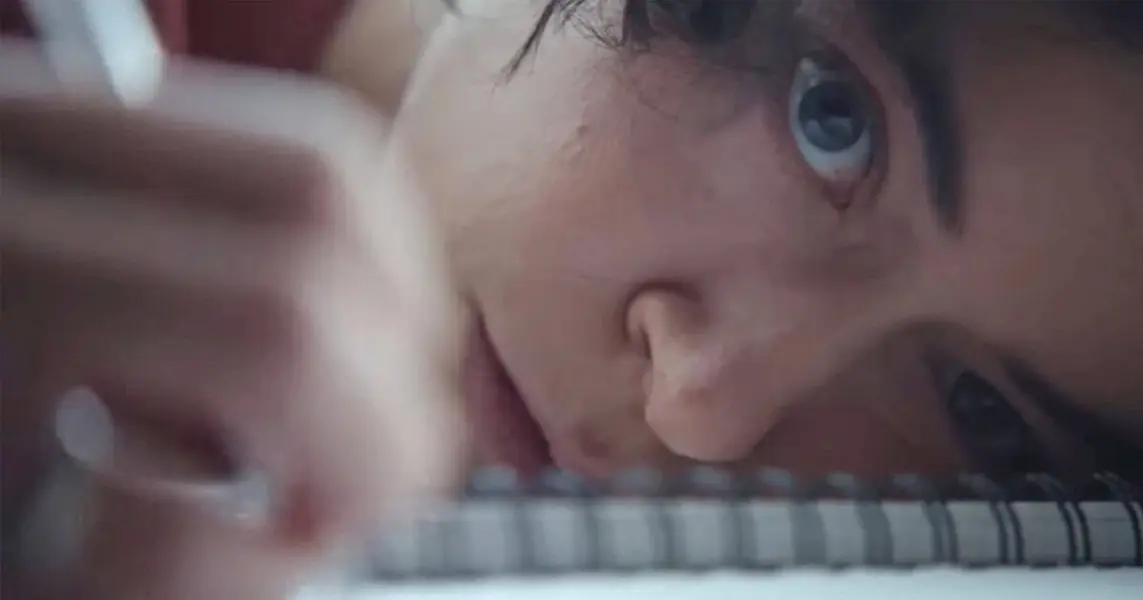 تریلر نهایی فیلم ترسناک جدید اوسگود پرکینز به نام کیپر، یک هفته پیش از اکران فیلم در دسترس آنلاین قرار گرفته است